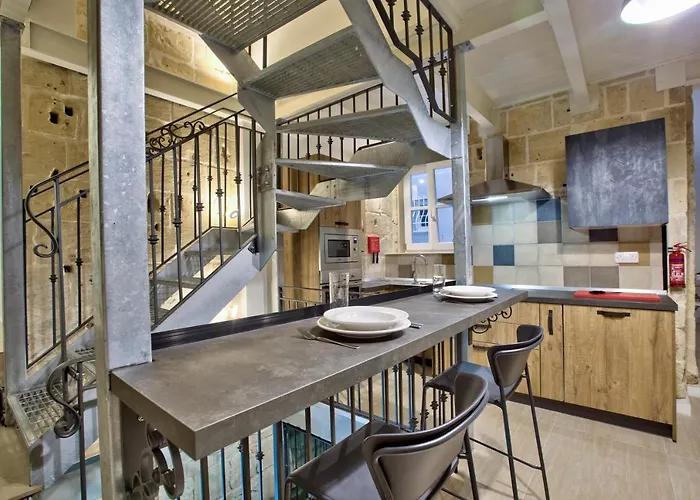 Chateau La Vallette - St. Elmo